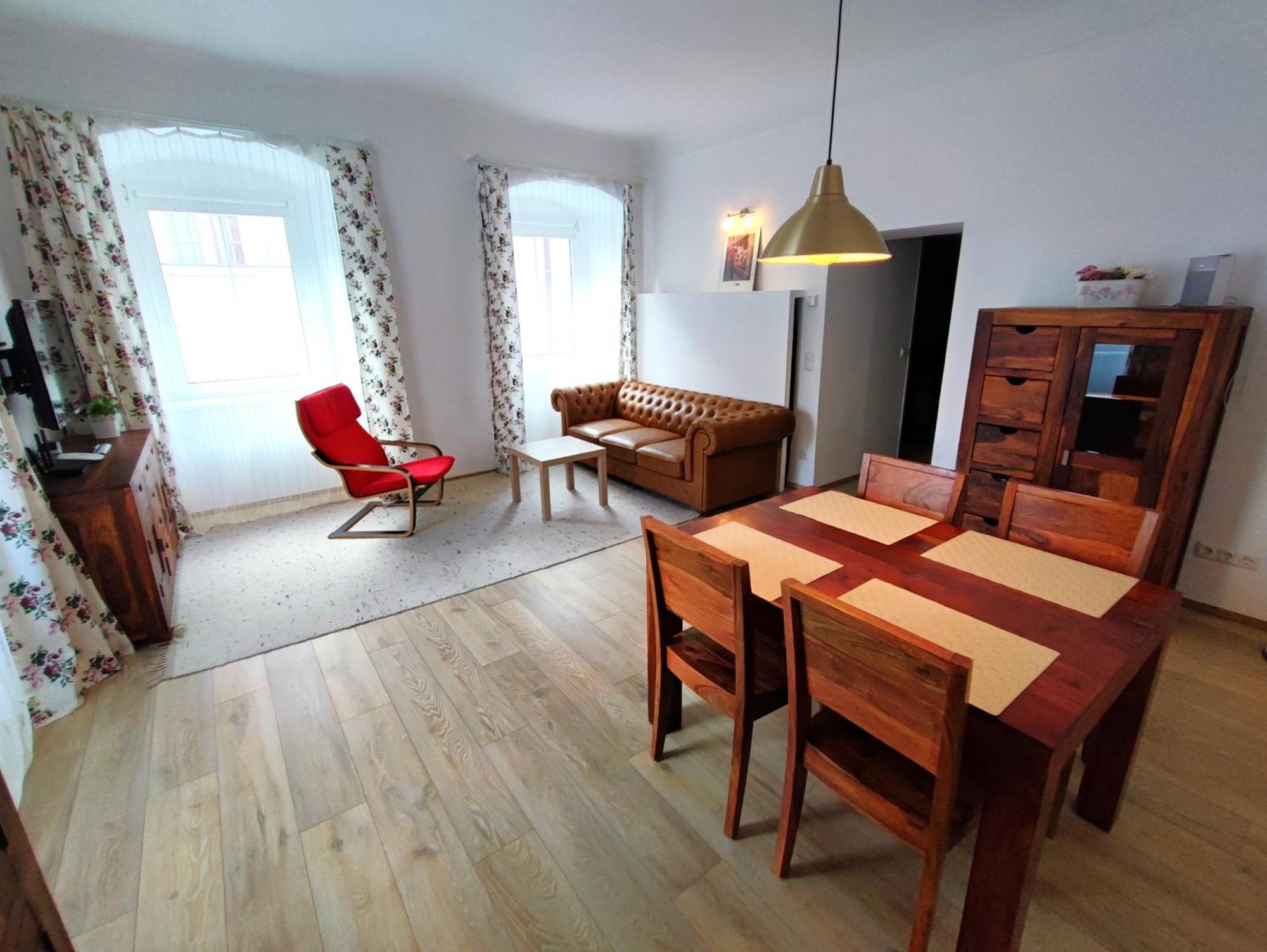 Altstadtwohnungen "Grunberg 1D" & "Gmunden 3D Mit Seeblick" Im Zentrum Von グムンデン 部屋 写真